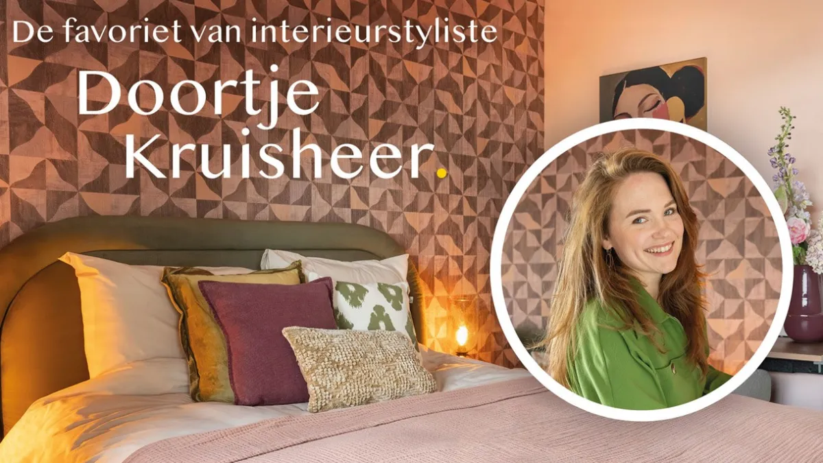 Hot B Bright Bed Amber - Velvet glow dark green