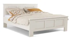 Hot B Bright Bed Chateau wit