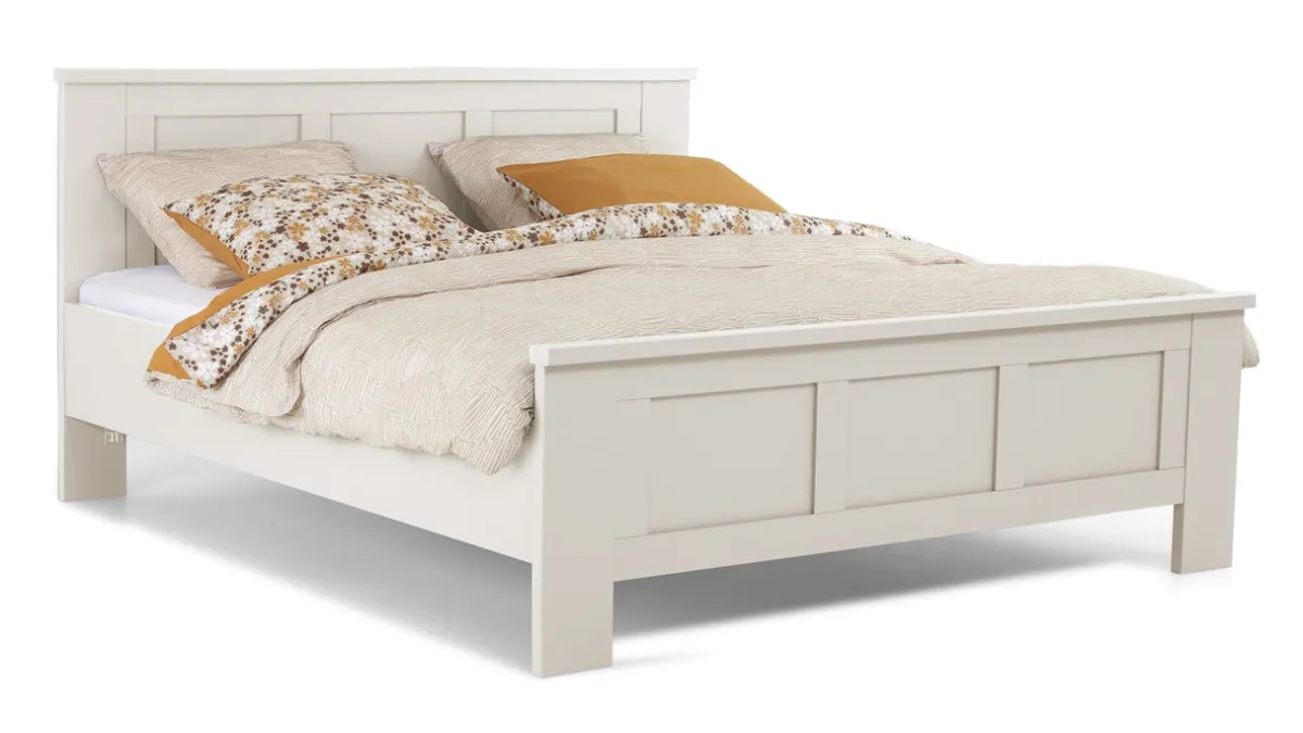 Hot B Bright Bed Chateau wit