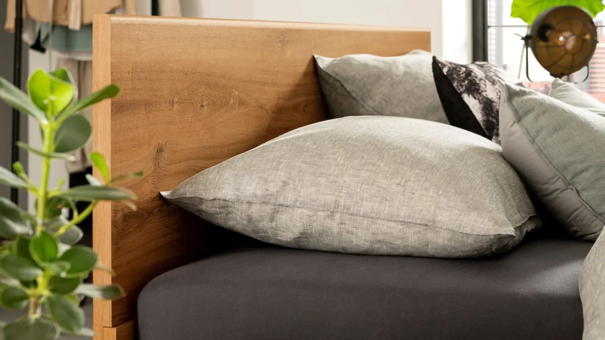 Discount B Bright Bed Craft met lattenbodems Bossflex 400 en Maxi Plus Pure matrassen eiken
