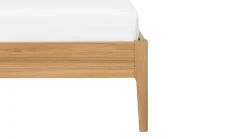 Best Karlsson Bed Sky met hoofdbord en poten hout eiken honing