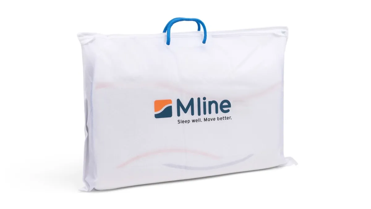 Best M line Hoofdkussen Pillow You Blauw