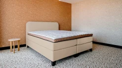 Outlet Valk Exclusief Hotelboxspring Essential met topper Comfort ecru